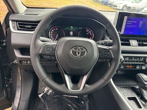 Used 2025 Toyota RAV4 XLE w/ Weather Package FWD image 29