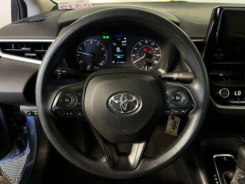 Used 2023 Toyota Corolla LE image 9