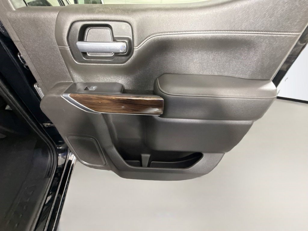 Used 2019 GMC Sierra 1500 SLT w/ SLT Convenience Package AWD/4WD image 33