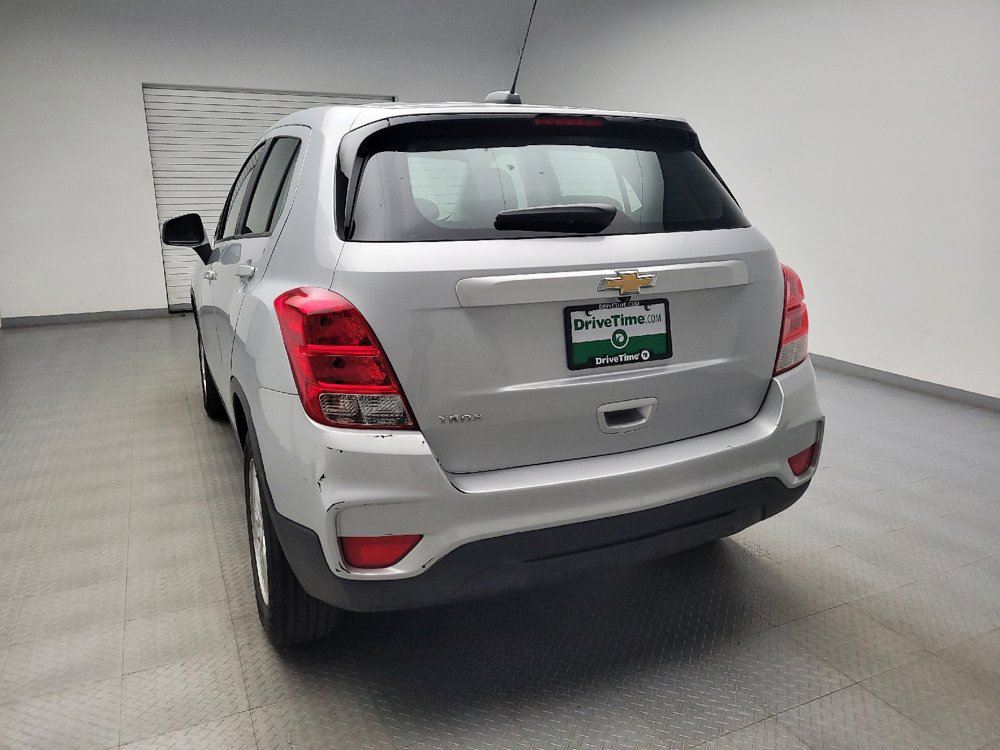 Used 2020 Chevrolet Trax LS FWD image 6