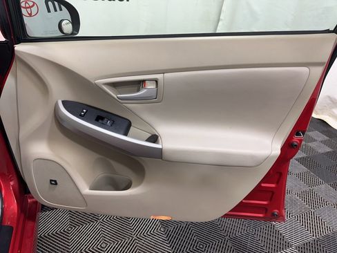 Used 2010 Toyota Prius Five image 11