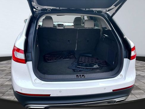 Used 2016 Lincoln MKX Select w/ Select Plus Package AWD/4WD image 31