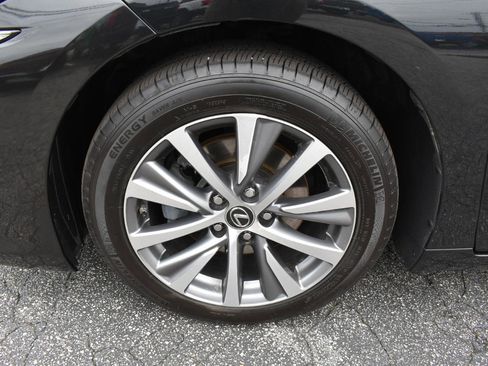 Used 2019 Lexus ES 350 w/ Accessory Package 2 image 32