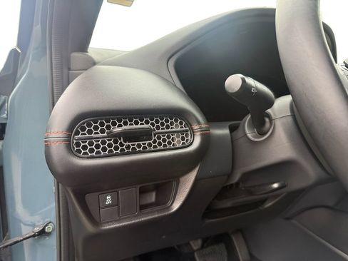 Certified 2025 Honda HR-V Sport image 13