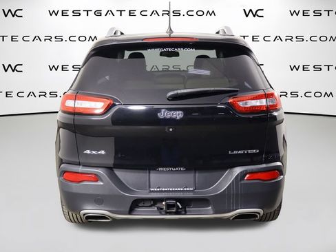 Used 2017 Jeep Cherokee Limited w/ Trailer Tow Group AWD/4WD image 4