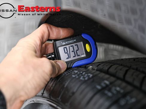 Used 2022 Chevrolet Equinox LS w/ LS Convenience Package image 28