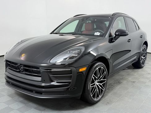 Certified 2026 Porsche Macan AWD/4WD image 1