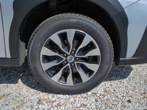 Used 2023 Subaru Outback Touring XT w/ Tech Package 3 AWD/4WD image 10