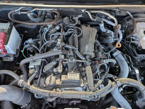Used 2024 Toyota Tacoma SR5 RWD image 13