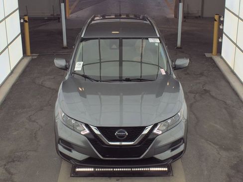 Certified 2020 Nissan Rogue Sport SV image 2