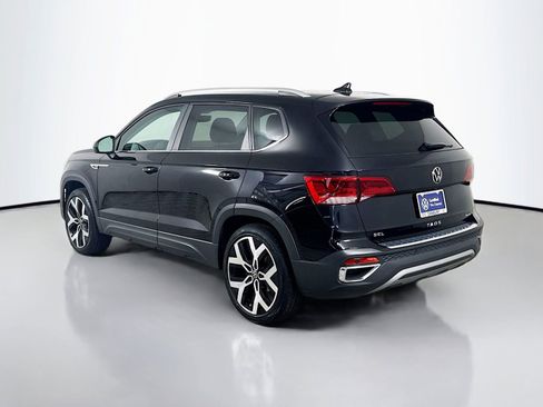 Certified 2023 Volkswagen Taos SEL AWD/4WD image 3