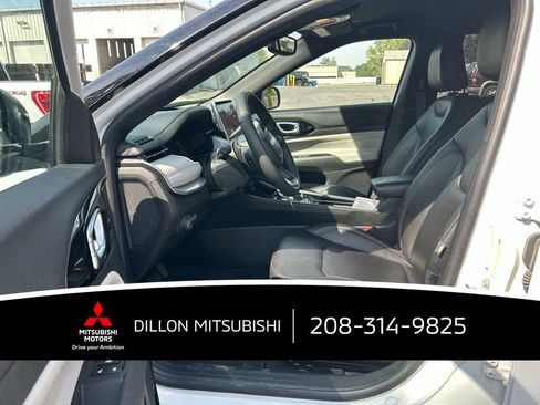 Used 2025 Jeep Compass Limited AWD/4WD image 7
