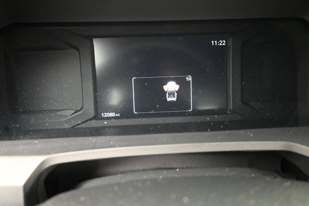 Used 2025 Toyota Tacoma SR AWD/4WD image 18