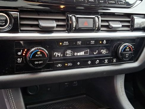 Used 2023 Nissan Pathfinder Platinum w/ Lighting Package (N93) image 17