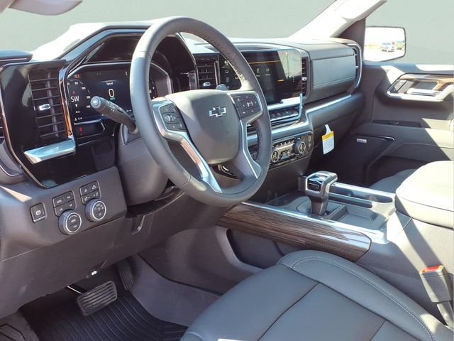 New 2026 Chevrolet Silverado 1500 RST w/ RST All Star Premium Package AWD/4WD image 8