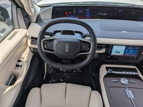 New 2027 Lincoln Navigator L Reserve w/ Jet Appearance Package AWD/4WD image 16