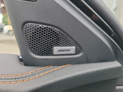 Used 2022 Nissan Maxima SR w/ Sport Mat Group FWD image 10