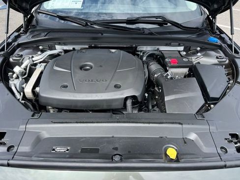 Used 2020 Volvo V90 T6 Cross Country image 20