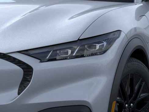 New 2026 Ford Mustang Mach-E Select RWD image 18