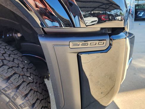 New 2026 GMC Sierra 2500 Denali w/ Denali Reserve Package AWD/4WD image 12