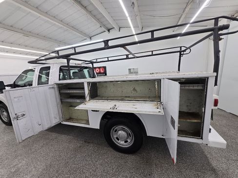 Used 2016 Ford F350 XL w/ Power Equipment Group image 5