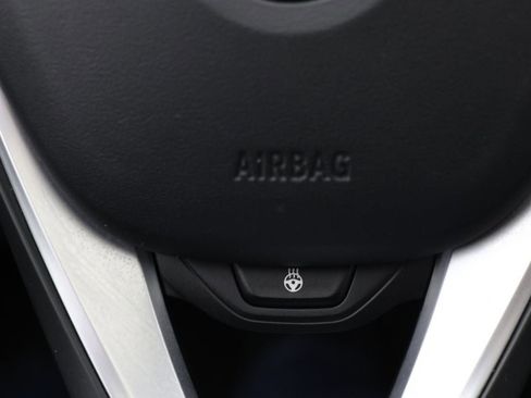 Used 2024 BMW 330i xDrive Sedan AWD/4WD image 22