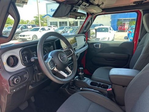 Used 2025 Jeep Wrangler Sahara w/ Safety Group image 6