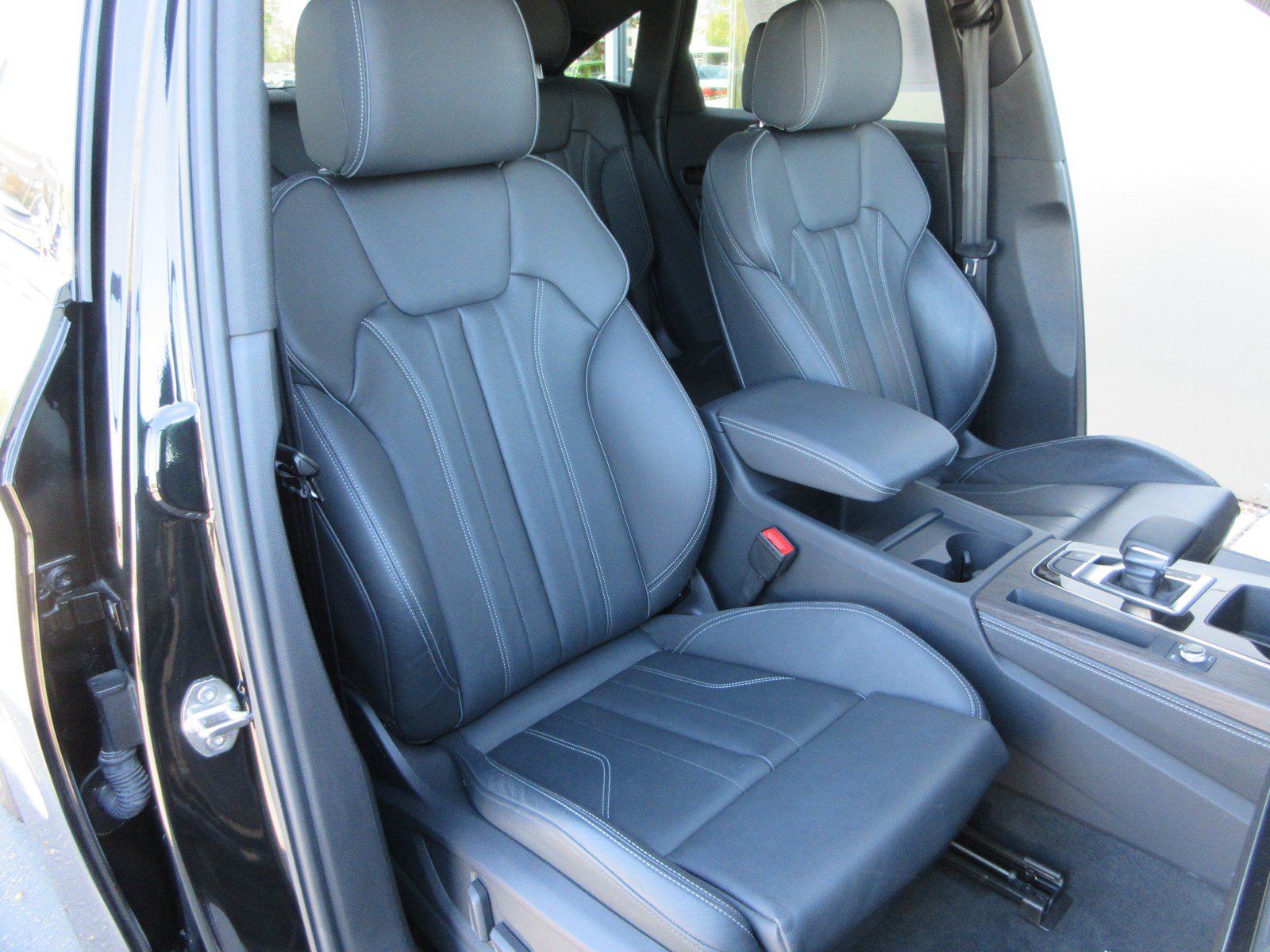 Used 2023 Audi Q5 2.0T Premium Plus w/ Premium Plus Package AWD/4WD image 25