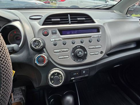 Used 2009 Honda Fit Sport image 17