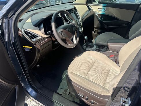Used 2017 Hyundai Santa Fe Sport image 9