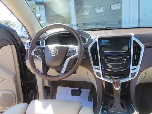 Used 2015 Cadillac SRX Luxury w/ Driver Awareness Package AWD/4WD image 32