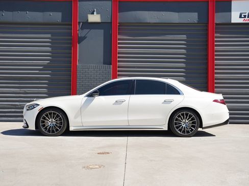 Used 2021 Mercedes-Benz S 580 4MATIC Sedan image 5