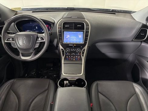 Used 2020 Lincoln Nautilus Reserve FWD image 32
