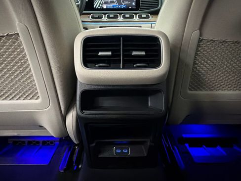 Certified 2025 Mercedes-Benz GLE 450e 4MATIC image 38