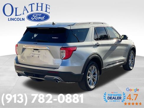 Used 2022 Ford Explorer Limited w/ Equipment Group 301A image 5