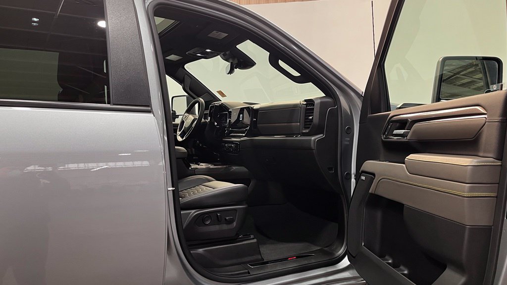 Certified 2024 Chevrolet Silverado 2500 ZR2 w/ Technology Package AWD/4WD image 14