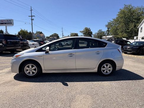 Used 2010 Toyota Prius Two FWD image 12