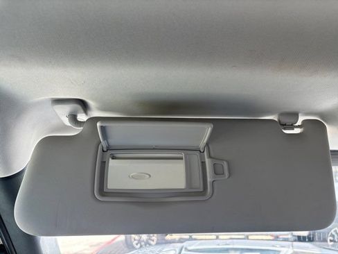 Used 2023 Land Rover Defender 110 X-Dynamic SE AWD/4WD image 47