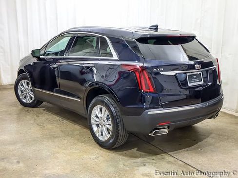 Certified 2022 Cadillac XT5 Luxury w/ LPO, Floor Liner Package FWD image 9