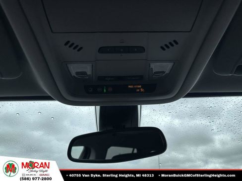 Certified 2023 GMC Acadia SLT FWD image 30