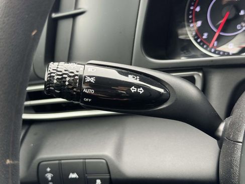 Used 2023 Hyundai Elantra SEL image 21