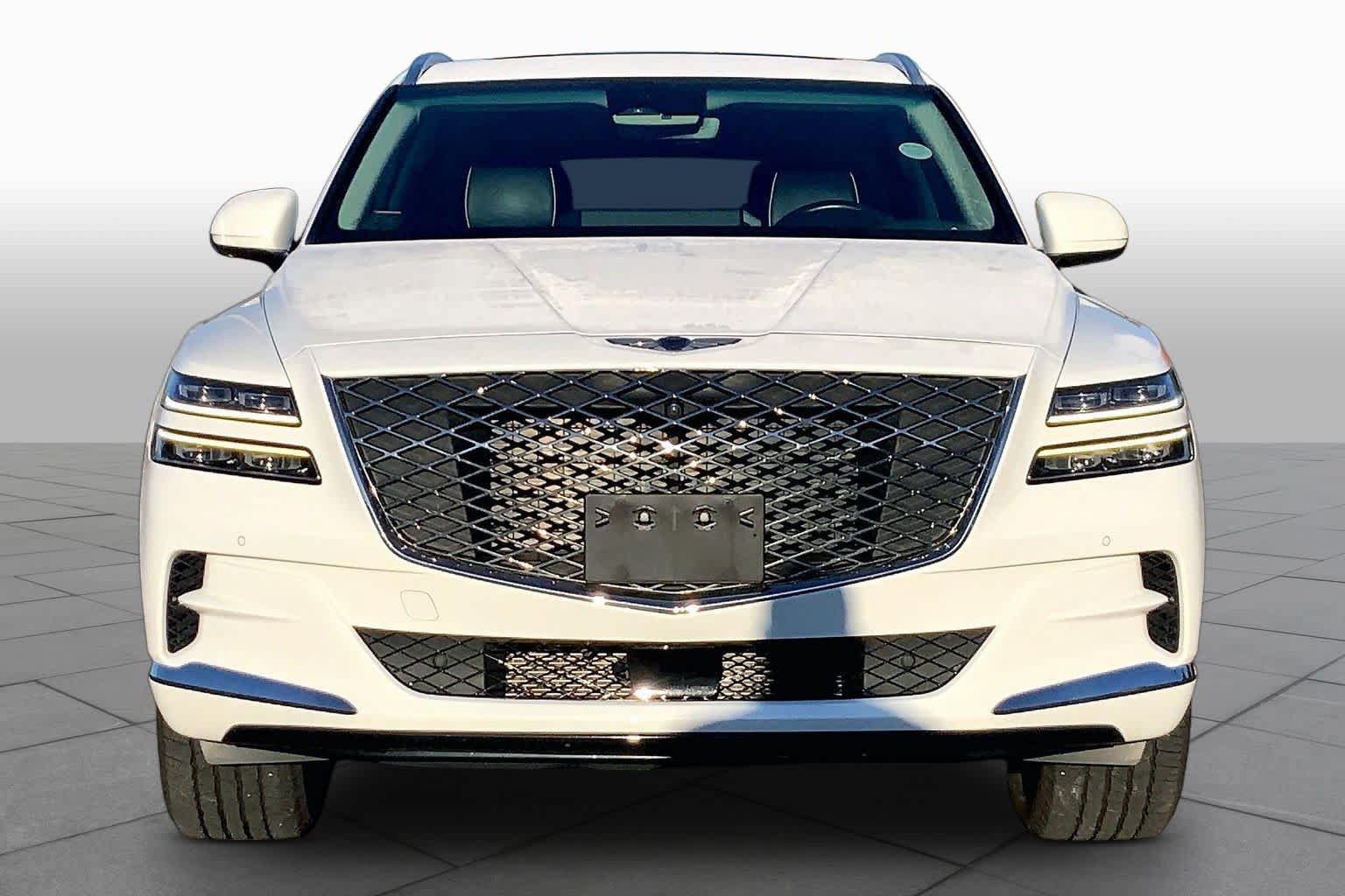 Used 2022 Genesis GV80 2.5T w/ Advanced Package 02 AWD/4WD image 4