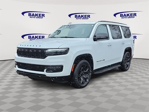 Used 2024 Jeep Wagoneer Series II image 7