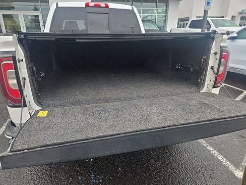 Used 2018 GMC Sierra 1500 SLT AWD/4WD image 6