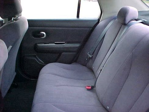 Used 2008 Nissan Versa 1.8 S w/ PWR Pkg image 9