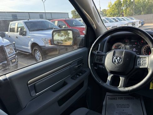 Used 2017 RAM 1500 Big Horn AWD/4WD image 19