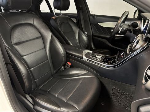 Used 2019 Mercedes-Benz C 300 Sedan image 36
