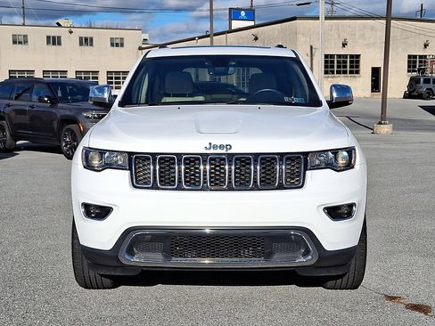 Used 2021 Jeep Grand Cherokee Limited image 2