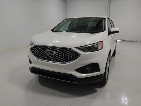 Used 2024 Ford Edge SEL image 15