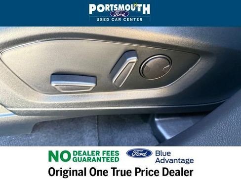 Certified 2022 Ford Explorer XLT w/ Equipment Group 202A image 25